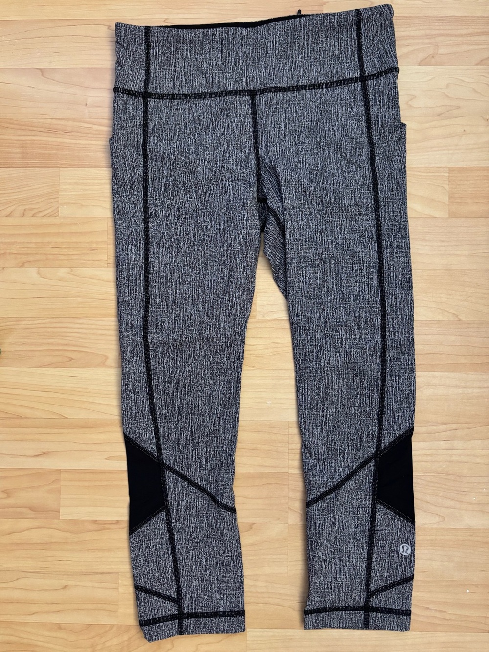 lululemon athletica Gray Heathered Sculpting Leggings with Black Panels